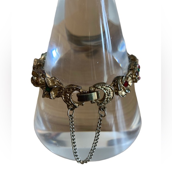 Vintage Victorian Revival Slide Charm Faux Pearl & Crystal Woman’s Bracelet - Picture 4 of 13